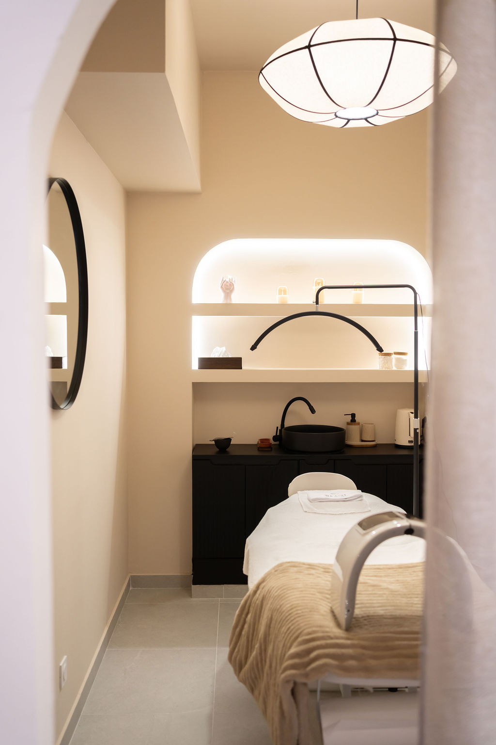 Couloir pieces lumiere naturelle 10 — BAASH Aesthetic à Langlade